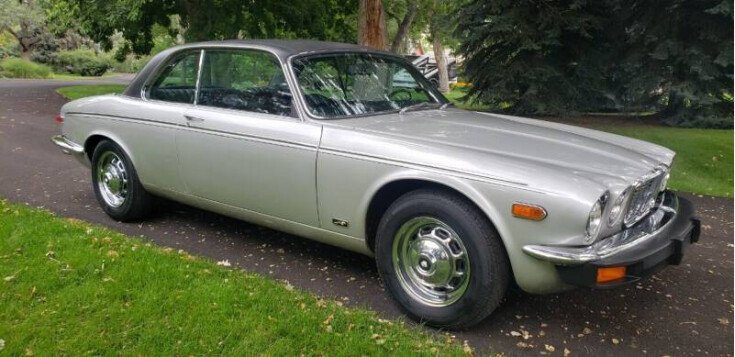 Photo for 1975 Jaguar XJ12